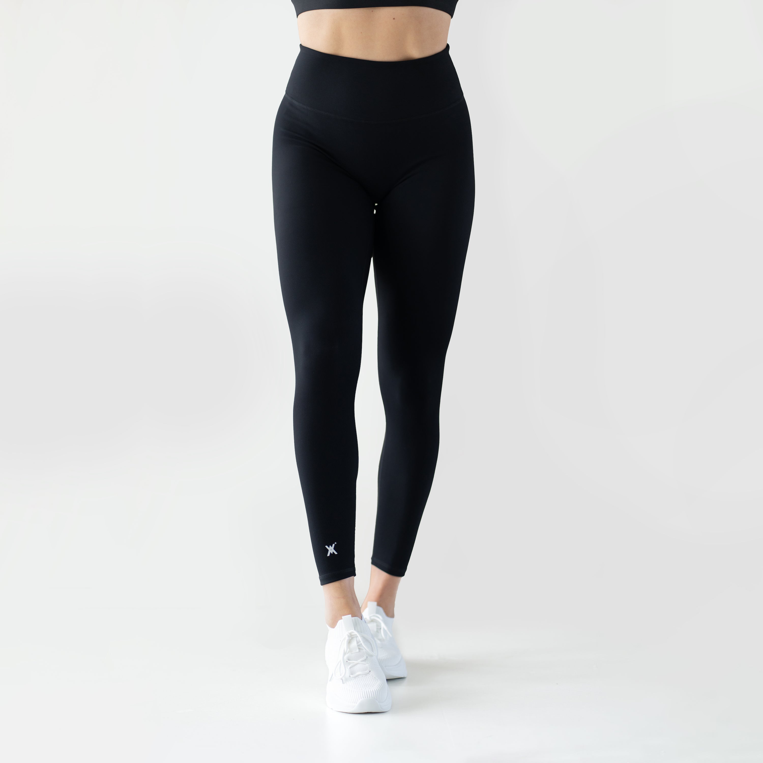 THE THEIA LEGGINGS | Jet Black